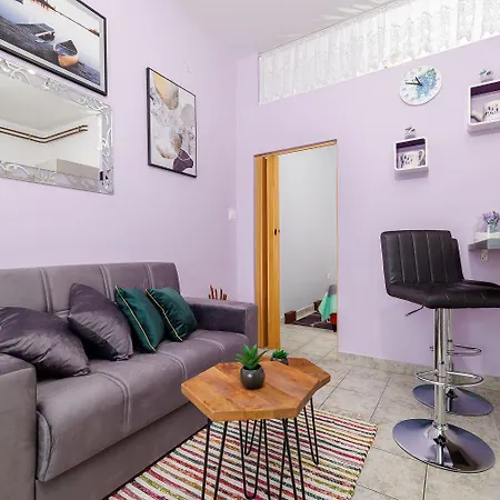 Modernes Studio-apartment Nur 650 Meter Zum Mit Grill, Fitnessraum, Meerblick