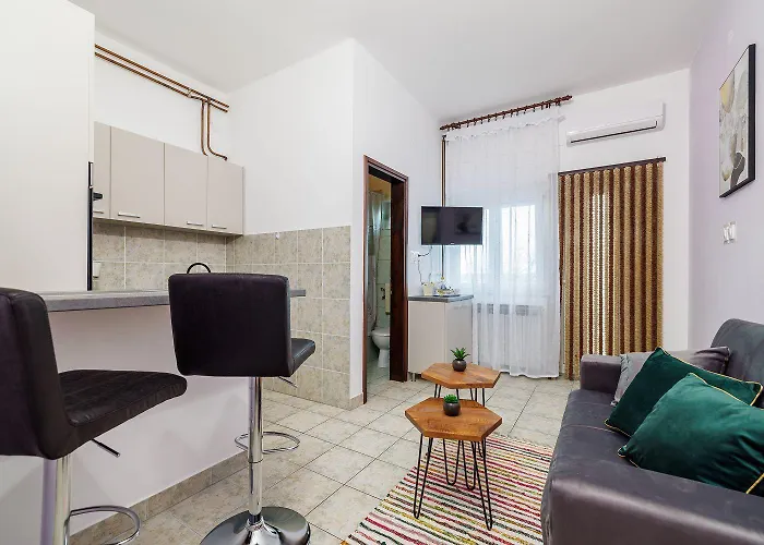 Apartament Modernes Studio-apartment Nur 650 Meter Zum Mit Grill, Fitnessraum, Meerblick Crikvenica