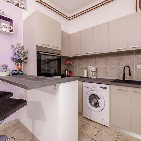 Modernes Studio-apartment Nur 650 Meter Zum Mit Grill, Fitnessraum, Meerblick