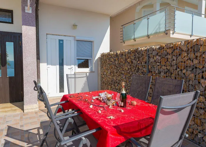 Апартаменты Modernes Studio-apartment Nur 650 Meter Zum Mit Grill, Fitnessraum, Meerblick